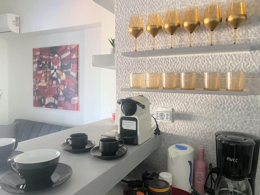 2Bdr Boutique Full Apt In Plaka Афины Экстерьер фото