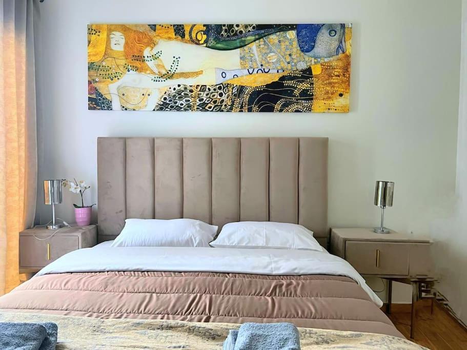 2Bdr Boutique Full Apt In Plaka Афины Экстерьер фото