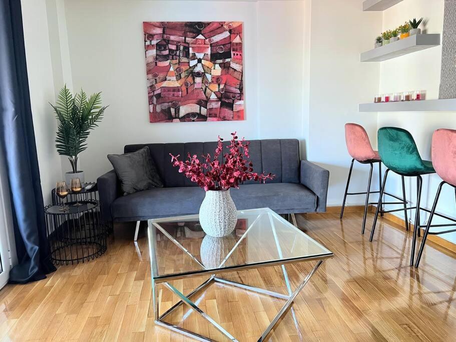 2Bdr Boutique Full Apt In Plaka Афины Экстерьер фото