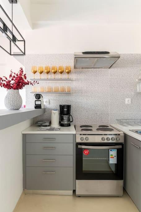 2Bdr Boutique Full Apt In Plaka Афины Экстерьер фото