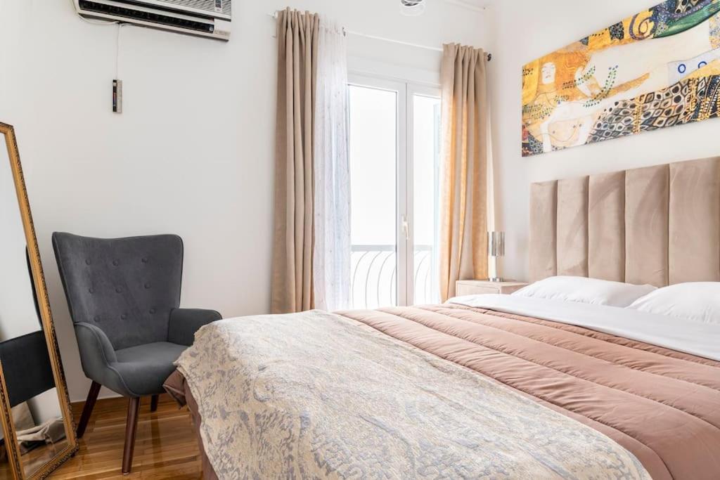 2Bdr Boutique Full Apt In Plaka Афины Экстерьер фото