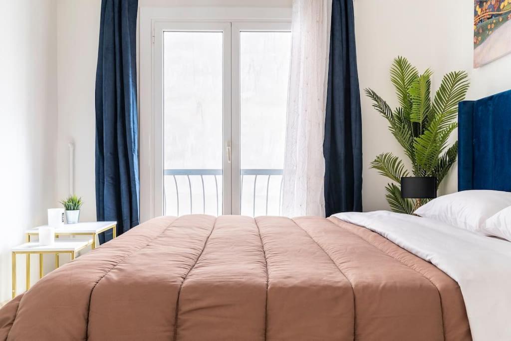 2Bdr Boutique Full Apt In Plaka Афины Экстерьер фото